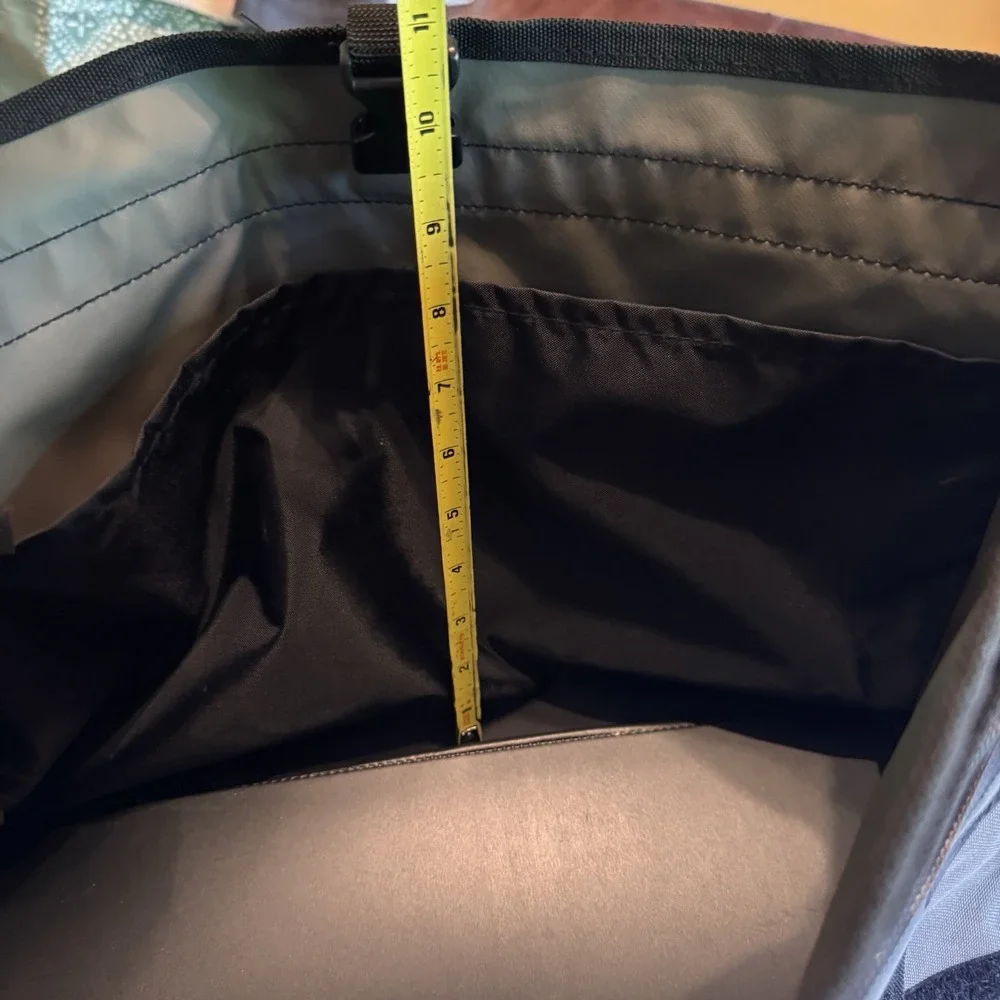 NWT Vintage Structure Clothing Co. Crossbody Messenger Bag - Green &‎ Black